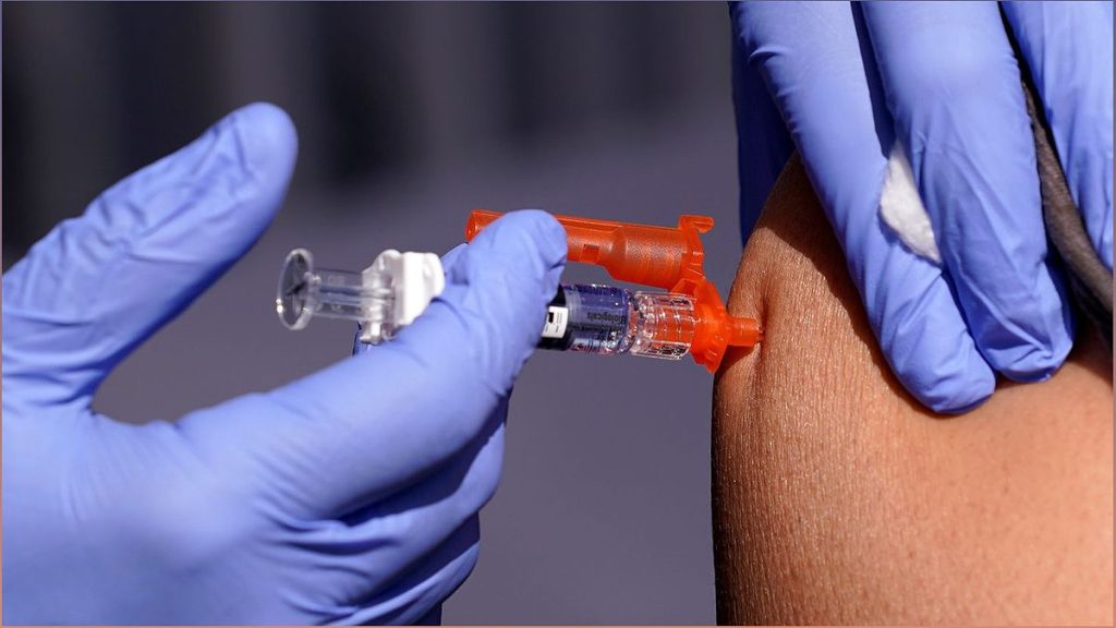 Respiratory Illnesses on the Rise: COVID-19 and Flu Hospitalizations Increase